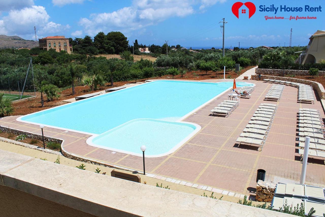 Borgo Aranci - Appartamento In Villa Garofalo - 15B カステッランマーレ・デル・ゴルフォ エクステリア 写真
